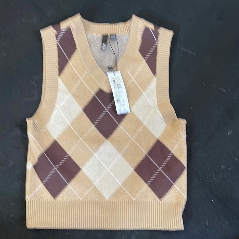 Womens Argyle Sweater Vest - Tan and Brown